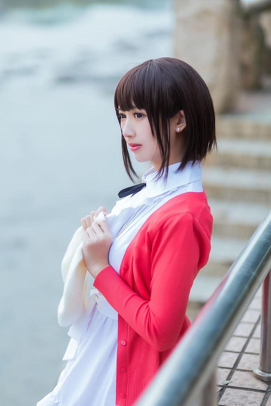 鳗鱼霏儿cos一折纸最新作品：战场上的女将军cosplay火爆